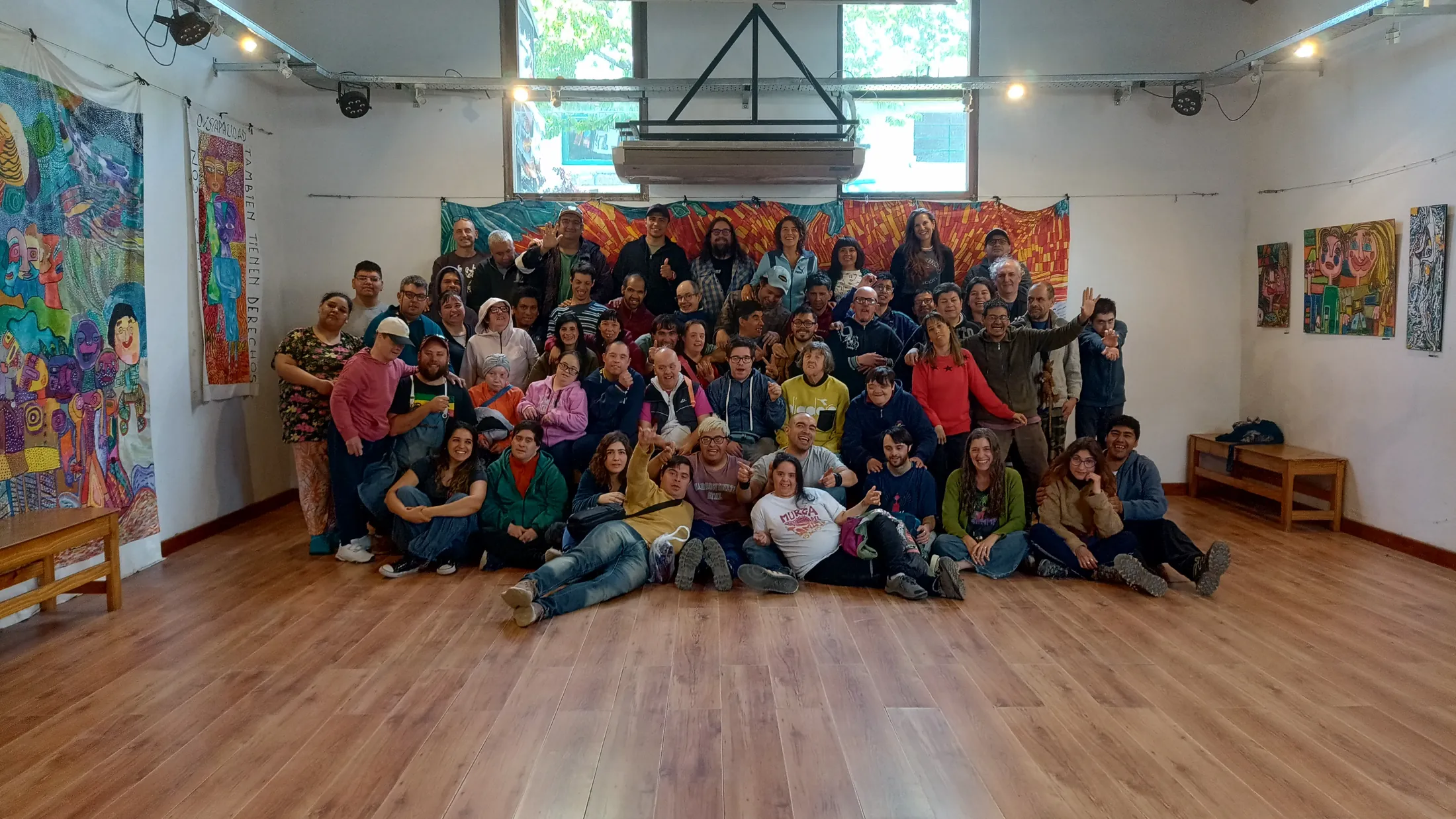 Fachada de la sede de Cre Arte